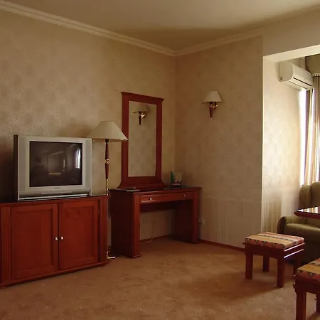Hotel Zheleznik 2*
