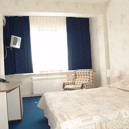 Hotel Zheleznik 2*